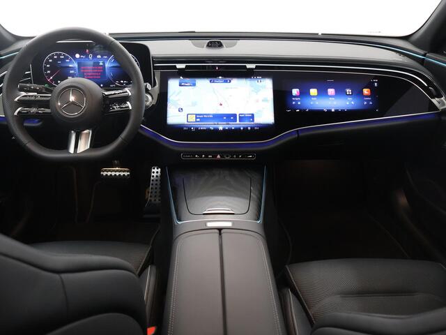 Mercedes-Benz E-estate 300 e AMG Night | Superscreen | Rijassistentiepakket | Panoramadak | Premium pakket | Leder pakket |
