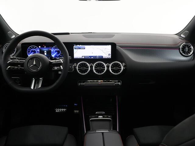 Mercedes-Benz EQA 250+ Business Solution AMG 71 kWh | Panorama dak | Head-Up display | Winterpakket