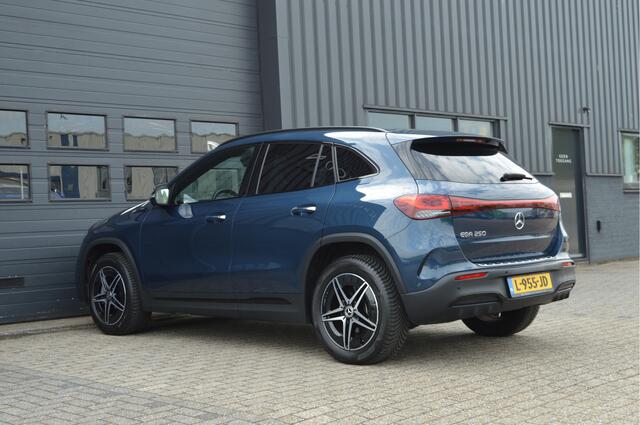 Mercedes-Benz EQA 250 Business Solution AMG 67 kWh | AMG | PANO | ACC | BURMESTER |