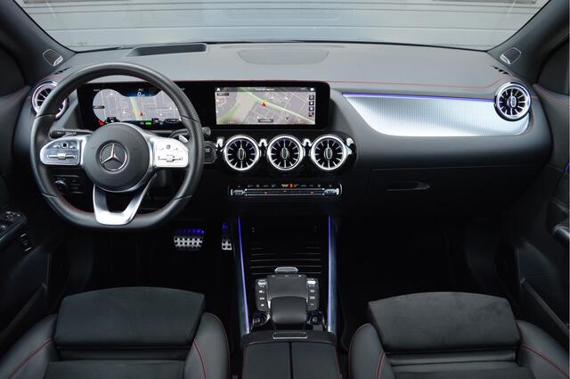 Mercedes-Benz EQA 250 Business Solution AMG 67 kWh | AMG | PANO | ACC | BURMESTER |