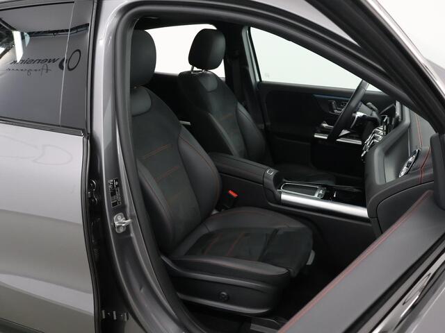 Mercedes-Benz EQA 250+ AMG Line 71 kWh | Panoramadak | Burmester | 360 graden camera | Memory | Keyless |