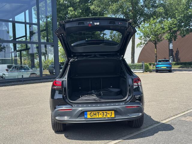 Mercedes-Benz EQA 250 67 kWh AMG line velgen | PANORAMADAK | DODE HOEK | 360gr CAMERA | ELECTR STOELEN incl. geheugen | DEALER ONDERHOUDEN net beurt gehad, instapklaar