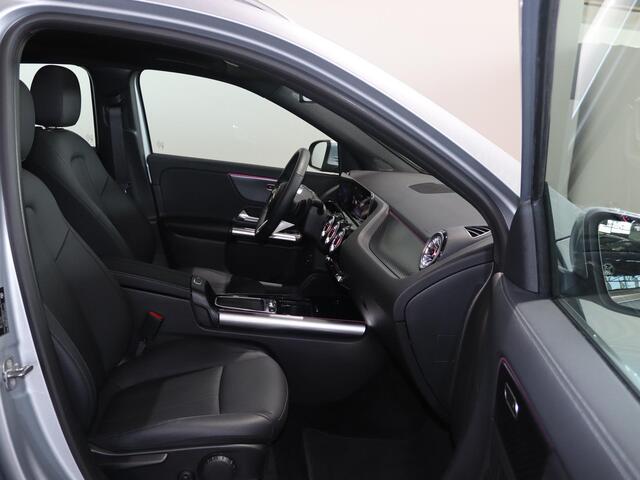 Mercedes-Benz EQA 250 Luxury 69 kWh | Panoramadak | Nieuw model | Apple carplay |