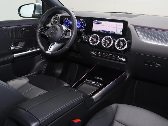 Mercedes-Benz EQA 250 Luxury 69 kWh | Panoramadak | Nieuw model | Apple carplay |