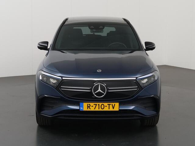 Mercedes-Benz EQA 250 AMG Line 67 kWh | Panoramadak | Premium pakket | Night | 360 graden camera | Sfeerverlichting |