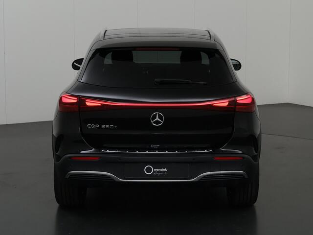 Mercedes-Benz EQA 250+ Business Solution AMG 71 kWh | Panoramaschuifdak | Premium pakket | Winter pakket |