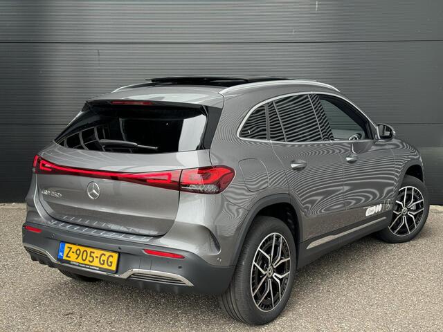Mercedes-Benz EQA 250+ AMG Line | Panoramadak | Trekhaak | 360° Camera | Dodehoekassistent | Advanced Sound System | Elektrisch Verstelbare Stoelen + Memory | Alarm | Apple CarPlay | Android Auto | Sfeerverlichting | Stoelverwarming