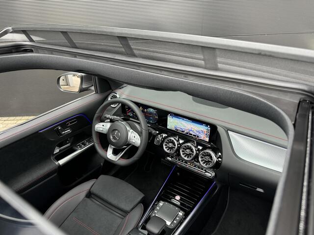 Mercedes-Benz EQA 250+ AMG Line | Panoramadak | Trekhaak | 360° Camera | Dodehoekassistent | Advanced Sound System | Elektrisch Verstelbare Stoelen + Memory | Alarm | Apple CarPlay | Android Auto | Sfeerverlichting | Stoelverwarming