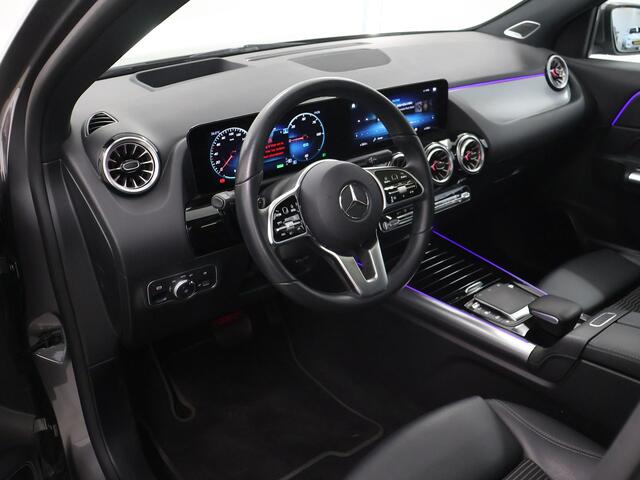 Mercedes-Benz EQA 250 Business Solution Luxury 67 kWh | Panoramadak | Keyless | Memory | 360 graden camera | Stoelverwarming |