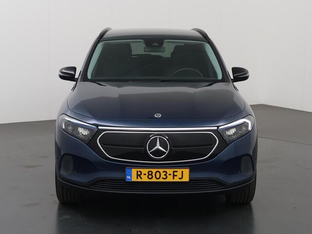Mercedes-Benz EQA 250 Business Solution Luxury 67 kWh | Night | 20" multispaaks velgen | Stoelverwarming | Achteruitrijcamera | Sfeerverlichting |