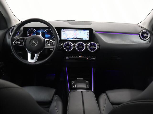Mercedes-Benz EQA 250 Business Solution Luxury 67 kWh | Night | 20" multispaaks velgen | Stoelverwarming | Achteruitrijcamera | Sfeerverlichting |