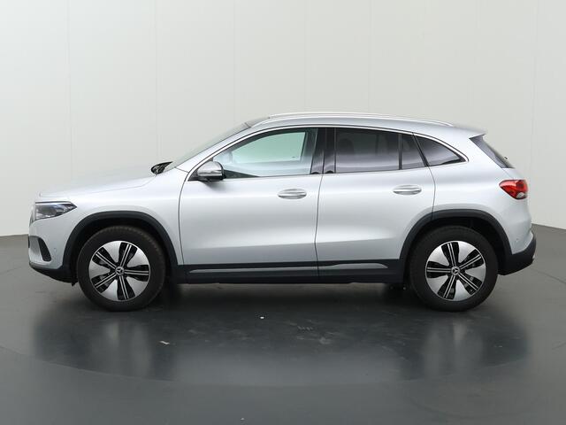 Mercedes-Benz EQA 250+ Business Edition 71 kWh | Panoramadak | Keyless | Memory | 360 graden camera | Stoelverwarming | Sfeerverlichting |