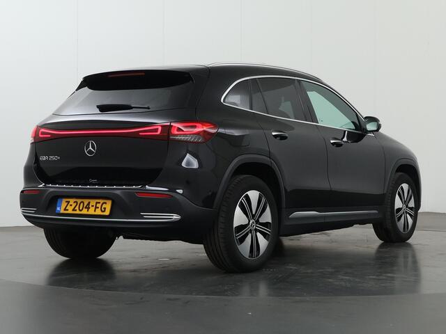 Mercedes-Benz EQA 250+ Business Edition 71 kWh | Panoramadak | Memory | Stoelverwarming | 360 graden camera |Keyless go