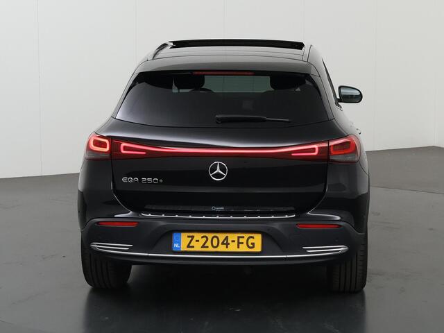 Mercedes-Benz EQA 250+ Business Edition 71 kWh | Panoramadak | Memory | Stoelverwarming | 360 graden camera |Keyless go