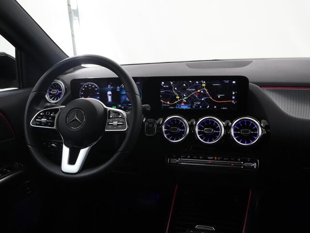 Mercedes-Benz EQA 250+ Business Edition 71 kWh | Panoramadak | Memory | Stoelverwarming | 360 graden camera |Keyless go
