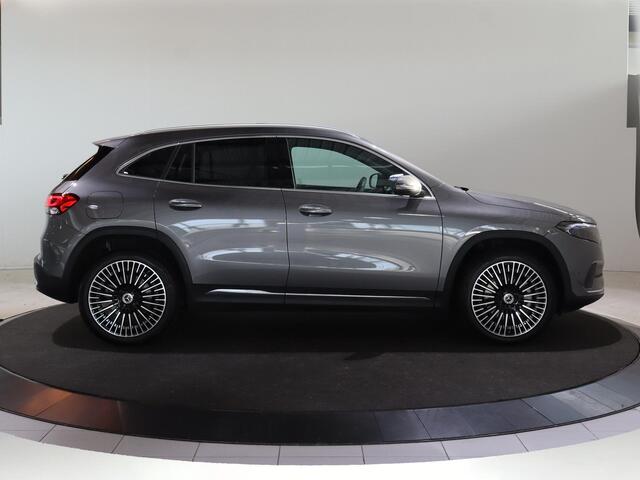 Mercedes-Benz EQA 250 AMG Line 67 kWh | Multispaaks | Apple Carplay | Getint glas |