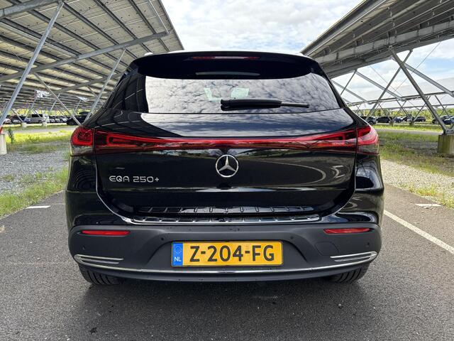 Mercedes-Benz EQA 250+ Business Edition 71 kWh | Panoramadak | Trekhaak | Memory | Stoelverwarming | 360 graden camera |