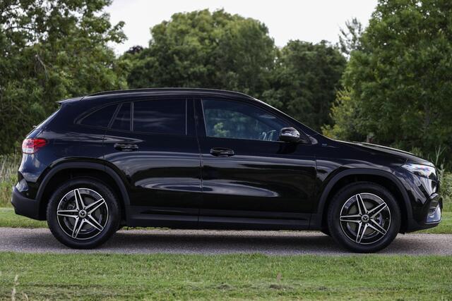 Mercedes-Benz EQA 250 AMG Line 67 kWh ? LED ? Trekhaak ? Sfeer