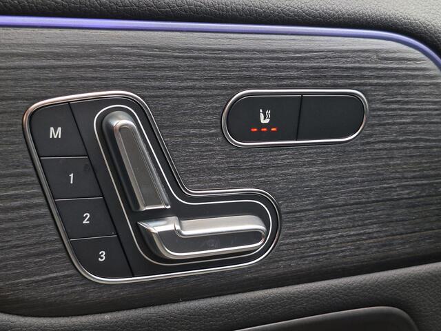Mercedes-Benz EQA 250+ Luxury | Panoramadak | Trekhaak | 360° Camera | Winter Pakket | Elektrisch Verstelbare Stoelen + Memory | Sierdelen Lindenhout Zwart | Dodehoekassistent | Apple CarPlay | Android Auto | Stoelverwarming | Stuurverwarming | Sfeerverlichting