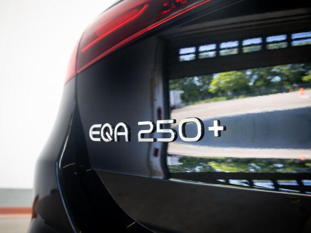 Mercedes-Benz EQA 250+ Business Line LIMITED