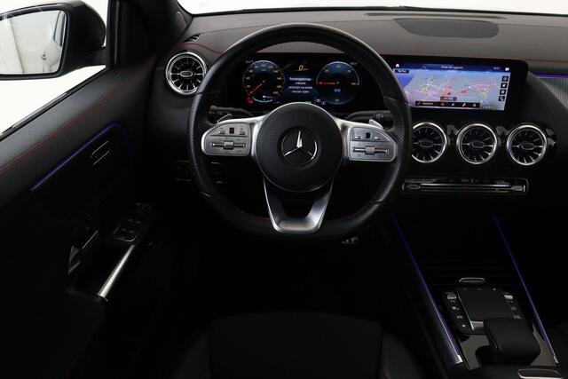 Mercedes-Benz EQA 250 BUSINESS SOLUTION AMG 67 kWh -PANO.DAK|CARPLAY|20"|KEYLESS|STOELVERW.|DODEHOEK|PRIVACY.GLAS