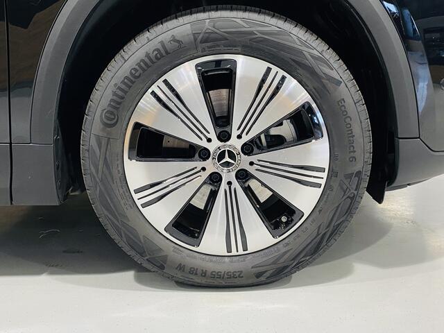 Mercedes-Benz EQA 250 // 18" Velgen // Privacy Glass // Easy pack achterklep // Dodehoekassistent // Sfeerverlichting // Apple Play // Android Auto // LED High Performance headlamps // Achteruitrijcamera