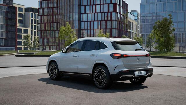 Mercedes-Benz EQA 250+ Business Solution AMG 71 kWh | Panoramaschuifdak | Dodehoekassistent | Head-up | Burmester | Winterpakket |