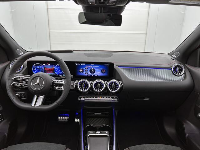 Mercedes-Benz EQA 250+ Business Solution AMG 71 kWh | Nightpakket | 20 inch AMG velgen | Memorypakket | Augmented Reality navigatie | Burmester® 3D sound systeem | 360° camera | Head-up display | Panoramaschuifdak | GUARD 360° Voertuigbescherming Plus |