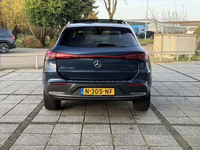 Mercedes-Benz EQA 250 Business Sol. Luxury 67 kWh | Panorama | Memory | Sfeer Verlichting | 360 Camera |
