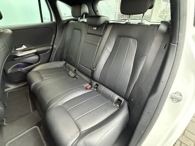 Mercedes-Benz EQA BJR 2021 250 191 PK Business Solution Luxury 67 kWh LEER | STOELVERWARMING | CAMERA | AMBIANCE | CLIMA