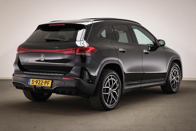 Mercedes-Benz EQA 250 AMG Line 67 kWh | RIJASSISTENTIE PACK | PANORAMADAK | DAB | APPLE | 360 CAMERA | TREKHAAK