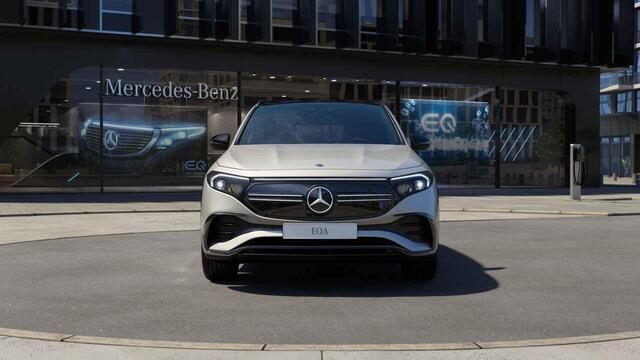 Mercedes-Benz EQA 250+ AMG Line 71 kWh | Panoramadak | Premium pakket | Burmester | Draadloos telefoonladen |