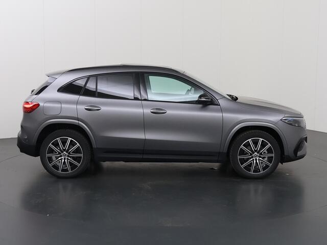 Mercedes-Benz EQA 250+ Business Solution AMG 71 kWh | Winter-pakket | Panoramadak | Burmester | Head-up display | Achteruitrijcamera | Apple carplay & Android auto