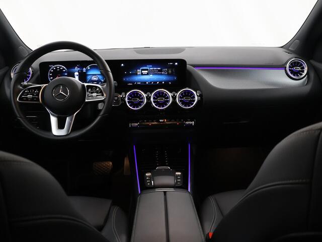 Mercedes-Benz EQA 250 Business Line 67 kWh | Trekhaak | Stoelverwarming | Sfeerverlichting | Achteruitrijcamera |