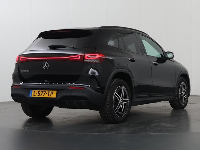 Mercedes-Benz EQA 250 Business Solution AMG 67 kWh | Panoramadak | Night | Memory | Stoelverwarming | Sfeerverlichting |