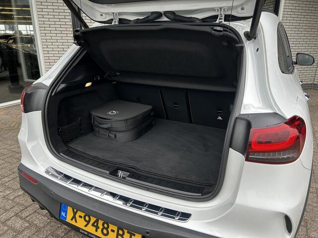 Mercedes-Benz EQA 250+ Business Edition 71 kWh | Panoramadak | Memory | Sfeerverlichting