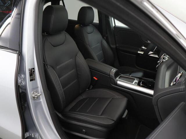 Mercedes-Benz EQA 250+ Business Solution AMG 71 kWh | Panoramaschuifdak | Dodehoekassistent | Head-up | Leder | Burmester | Winterpakket |