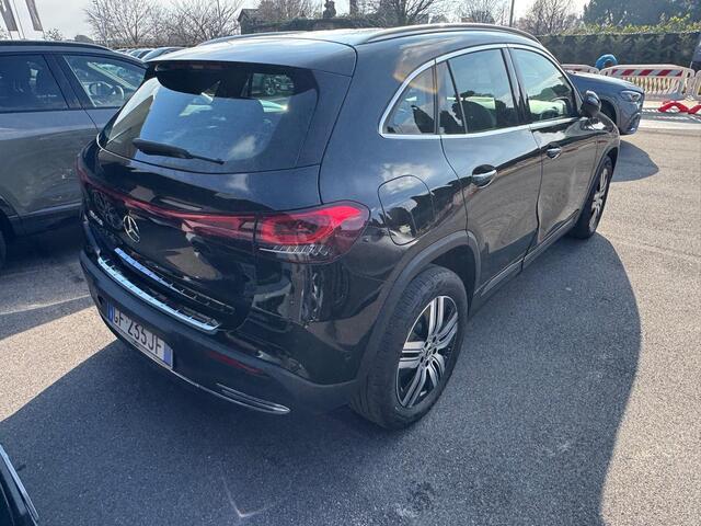 Mercedes-Benz EQA 250 Sport 67 kWh Advanced Pakket, Premium pakket, rij-assistentie pakket Wordt verwacht begin maart