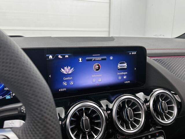 Mercedes-Benz EQA 250+ Business Solution AMG 71 kWh | Trekhaak | Nightpakket | Antidiefstal pakket URBAN GUARD | Memorypakket | 360°-camera | 20 inch AMG velgen | Head-up display | Smartphone integratie | Warmtepomp |
