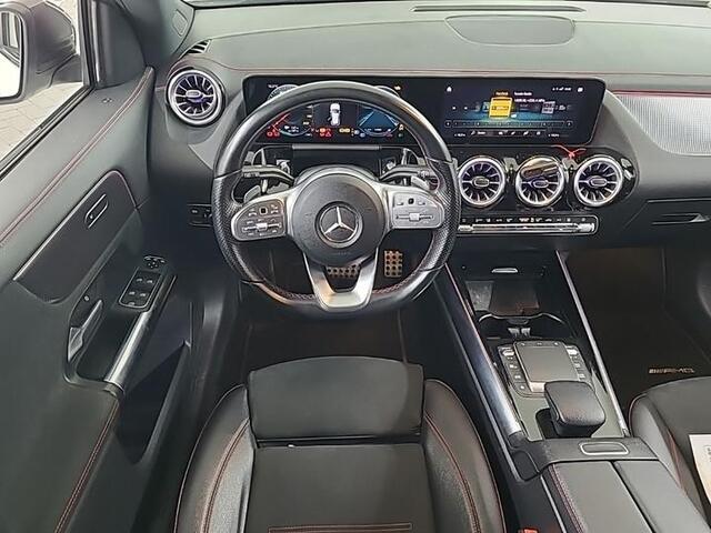 Mercedes-Benz EQA 250 Business Sol. AMG 67 kWh | Trekhaak | Navi | Camera |