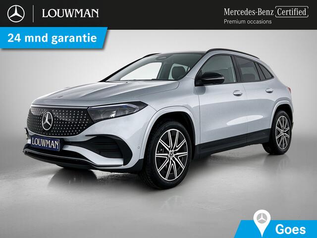 Mercedes-Benz EQA 250+ Business Solution AMG 71 kWh | Trekhaak | Nightpakket | Premium pakket | Parkeerpakket met 360°-camera | Dodehoekassistent | KEYLESS-GO comfort pakket | EASY PACK achterklep | Head-up display | Extra USB-poorten |