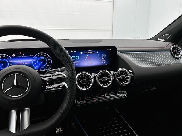 Mercedes-Benz EQA 250+ Business Solution AMG 71 kWh | Trekhaak | Nightpakket | Premium pakket | Parkeerpakket met 360°-camera | Dodehoekassistent | KEYLESS-GO comfort pakket | EASY PACK achterklep | Head-up display | Extra USB-poorten |