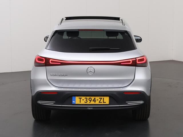 Mercedes-Benz EQA 250+ Business Edition 71 kWh | Memory | Panoramadak | Keyless | 360 graden camera | Getint glas |