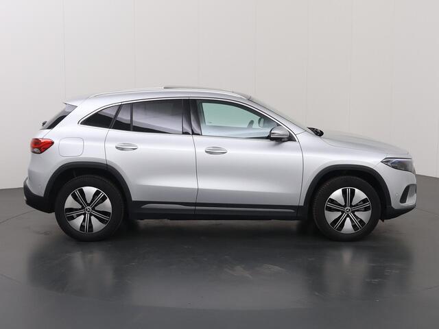 Mercedes-Benz EQA 250+ Business Edition 71 kWh | Memory | Panoramadak | Keyless | 360 graden camera | Getint glas |