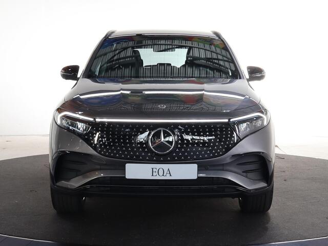 Mercedes-Benz EQA 250+ Business Solution AMG 71 kWh | Panoramaschuifdak | Head-up | Burmester | Trekhaak |