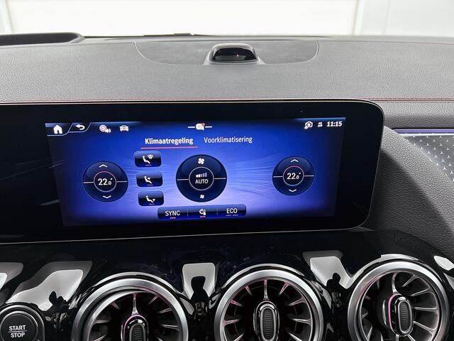 Mercedes-Benz EQA 250+ Business Solution AMG 71 kWh | Nightpakket | Trekhaak | Panoramaschuifdak | Smartphone integratie | Head-up display | 360° camera | Burmester Sound systeem | Augmented Reality navigatie | Memorypakket |