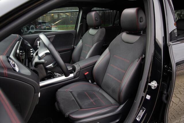 Mercedes-Benz EQA 250 Business Solution AMG 67 kWh , Panoramadak, Trekhaak, Head-up display,