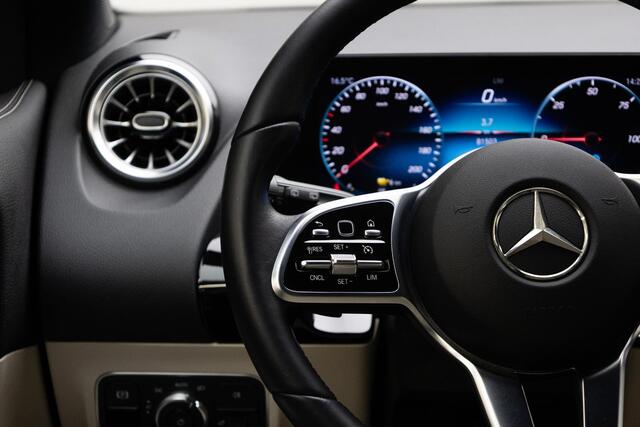 Mercedes-Benz EQA 250 Business Solution Luxury 67 kWh | Trekhaak |