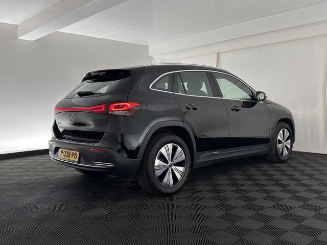 Mercedes-Benz EQA 250 Business Solution Luxury 67 kWh [ 3-Fase ] (INCL-BTW) *FULL-LEATHER | WIDE-SCREEN-DIGI-COCKPIT | FULL-LED | AMBIENT-LIGHT | CAMERA | NAVI-FULLMAP | DAB+ | COMFORT-SEATS | ECC | SHIFT-PADDLES | CRUISE | HEATED-SEATS | TOWBAR | 18''A