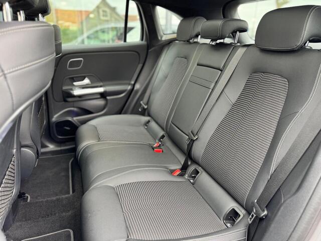 Mercedes-Benz EQA 250 Business Solution Luxury 67 kWh